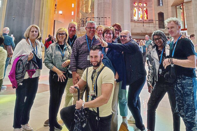 Sagrada Familia: The Golden Hour with Skip the line Tickets - Inside the basilica, look up before taking photos