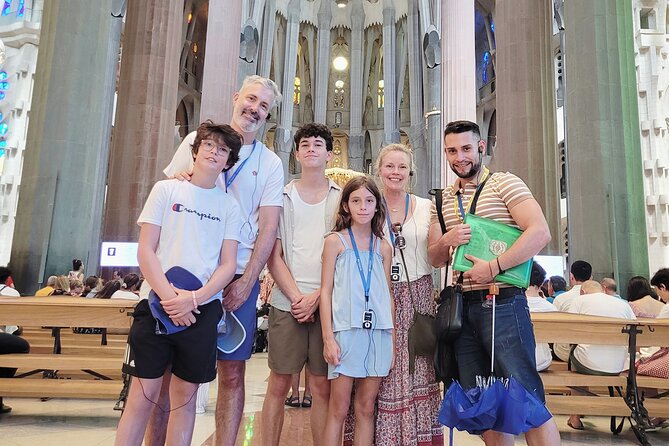 Sagrada Familia: The Golden Hour with Skip the line Tickets - Who will enjoy this experience most?