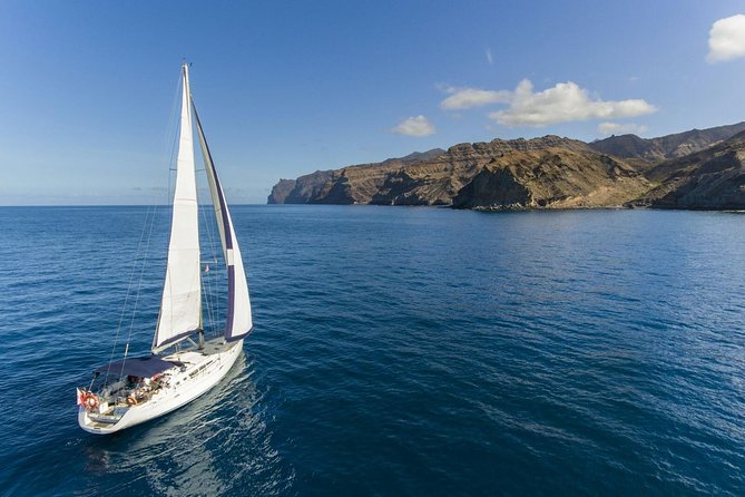 Sailing Trip and Snorkeling (max. 8 people) - Sailing the southwest coast with Marek and Mara