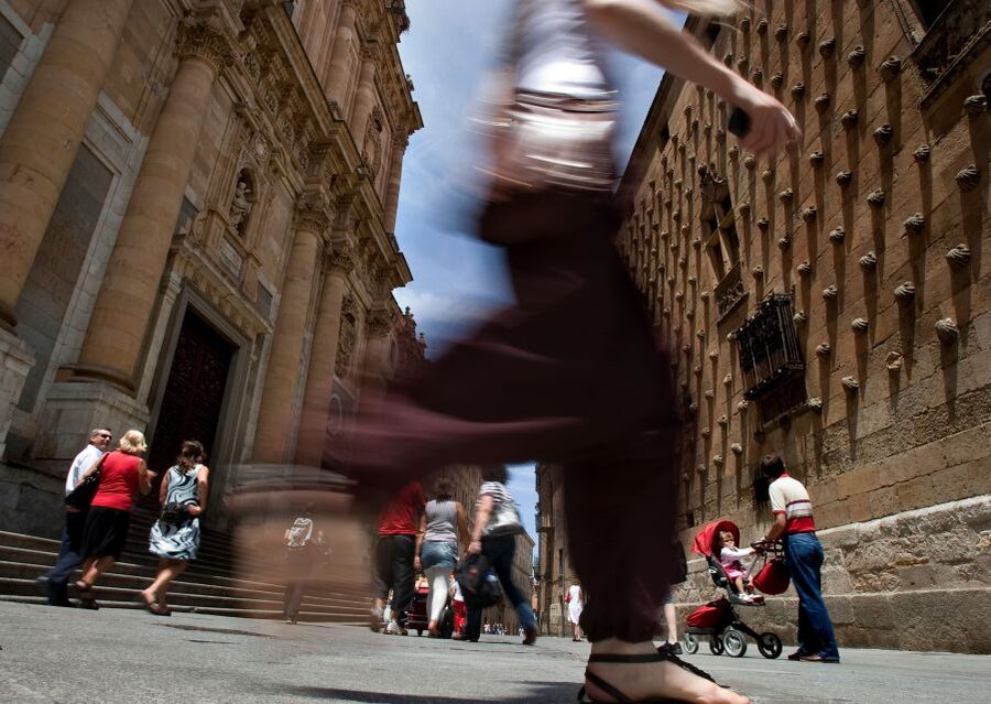 Salamanca Sightseeing Walking Tour with Local Guide. Spanish - Starting in Plaza Mayor