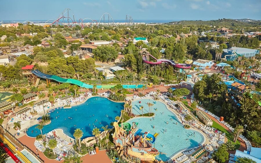 Salou: PortAventura Caribe Aquatic Park 1-Day Ticket - Food, lockers, and the real cost of the day