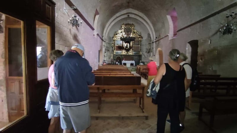Salou: Siurana Medieval Village Guided Tour w/ Hotel Pickup - The views above the reservoir