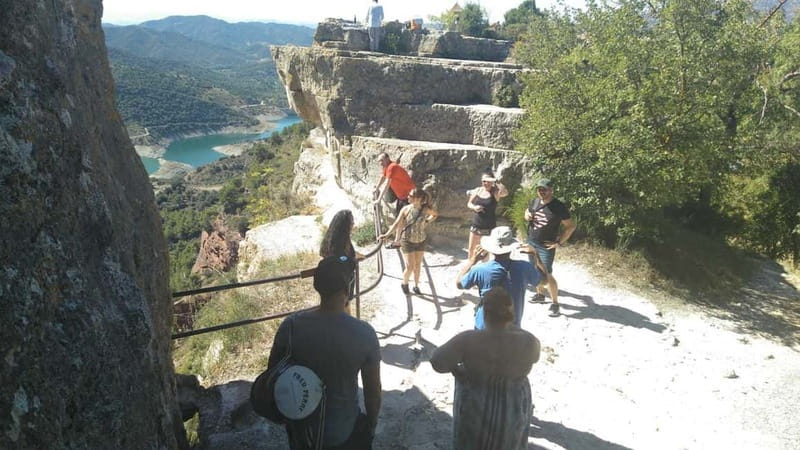 Salou: Siurana Medieval Village Guided Tour w/ Hotel Pickup - The drive into Tarragona’s hills