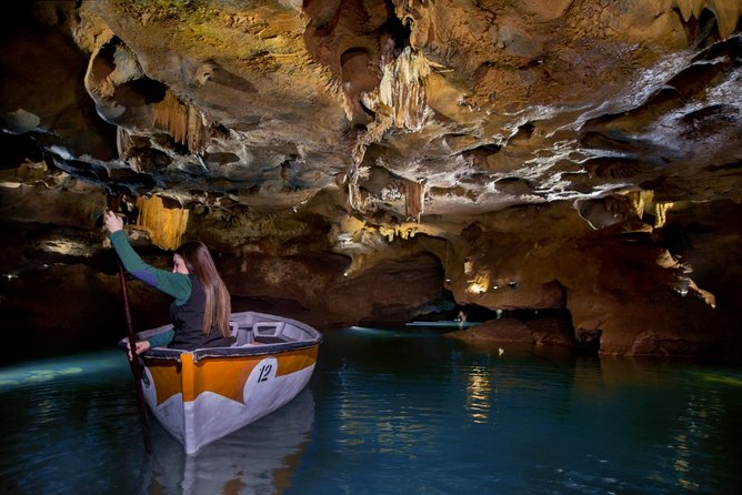 San Jose Caves Guided Tour from Valencia - What the English guiding really means