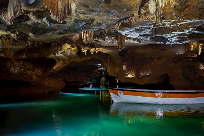 San Jose Caves Guided Tour from Valencia - The cave site and the 30-minute wait