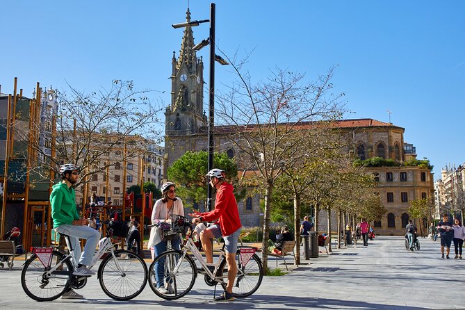 San Sebastian E-bike trour: Basque History and Cultural. - La Concha, the Boulevard, and Miramar