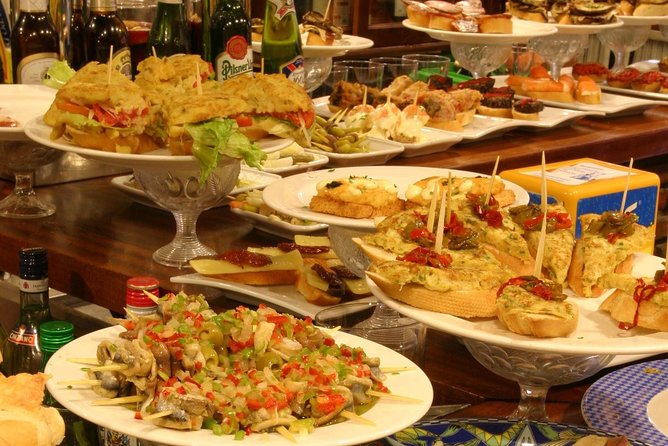 San Sebastian food tour: Pintxo tasting paired with Spanish wines - The guide can make or break the evening