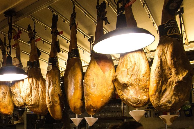 San Sebastian food tour: Pintxo tasting paired with Spanish wines - Timing, group size, and meeting details