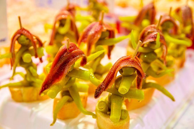 San Sebastian food tour: Pintxo tasting paired with Spanish wines - What the wine, cider, and liqueur add