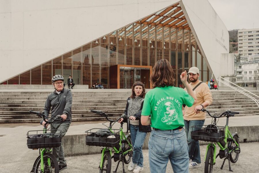 San Sebastian: Guided E-Bike Tour - The guide makes the difference