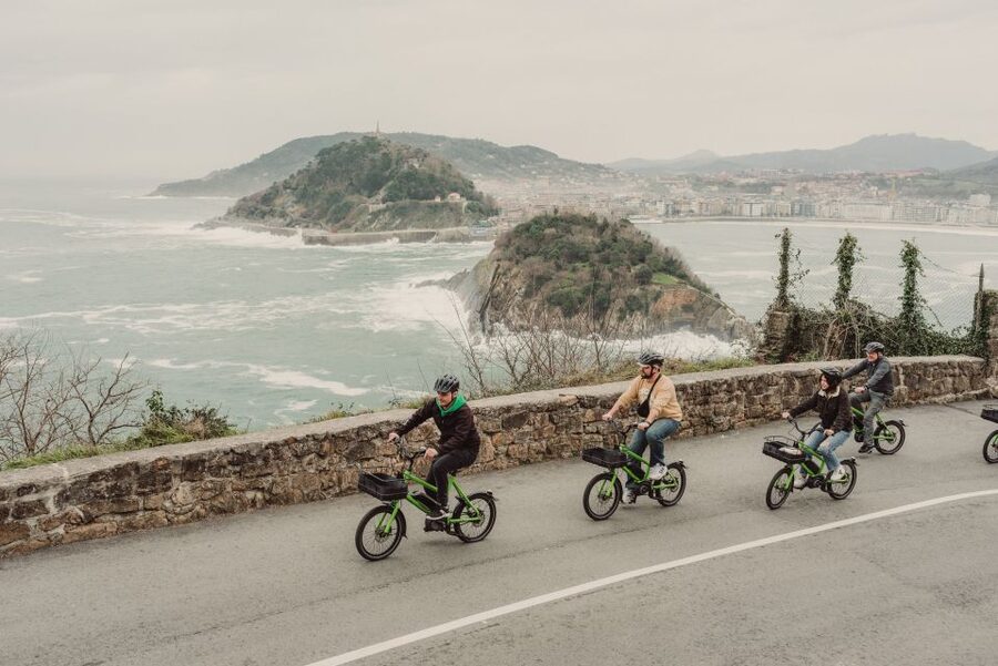 San Sebastian: Guided E-Bike Tour - Bikes, clothing, and rainy-day planning