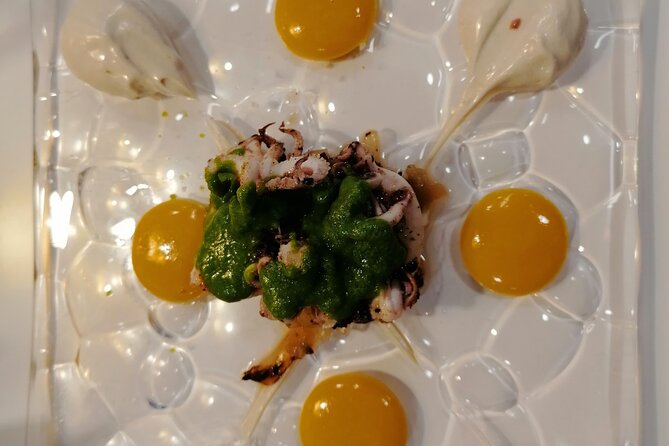 San Sebastian Pintxo Food, Wine & Market Foodie Tour(Small Group) - The final classic bar, dessert, and Basque licor