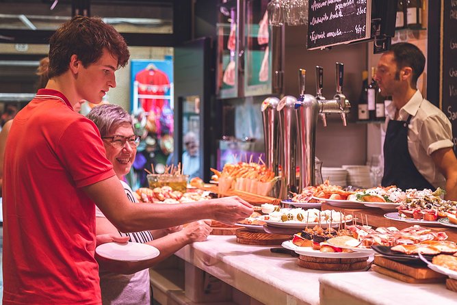 San Sebastian Pintxos Tour for Gourmets in the Old Town - Santa María Basilica and the Old Town’s layers