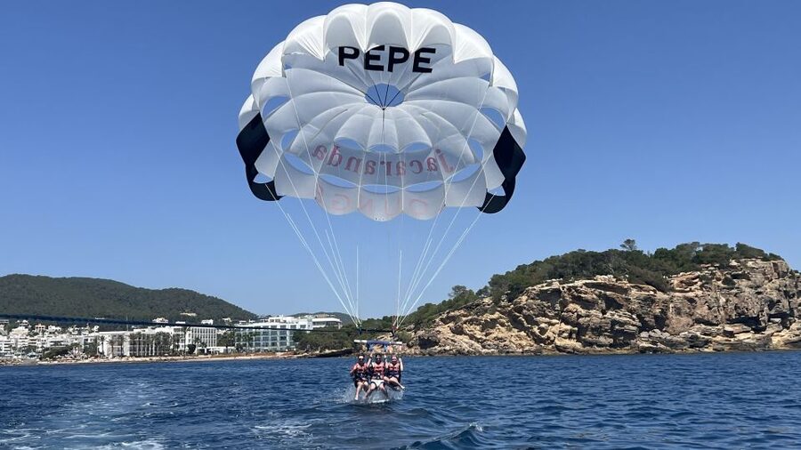 Santa Eulària des Riu: Parasailing Boat Cruise with Drinks - Getting ready for your first parasail