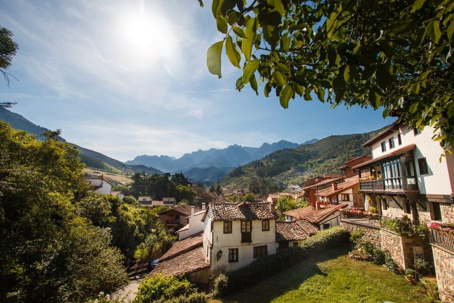 Santander: Picos, Santo Toribio Monastery and Potes Day Tour - Timing, comfort, and what to bring