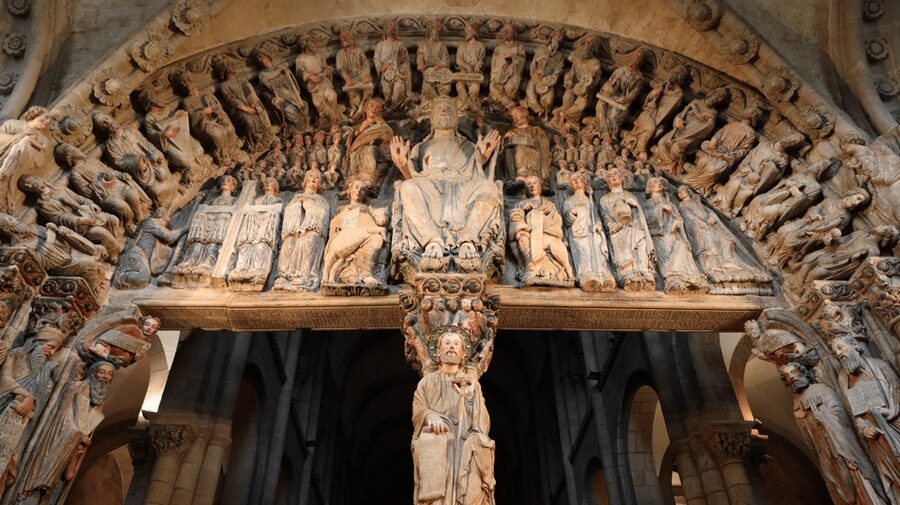 Santiago: Cathedral & Museum Tour + Pórtico of Glory Option - Why the cathedral makes more sense with a guide