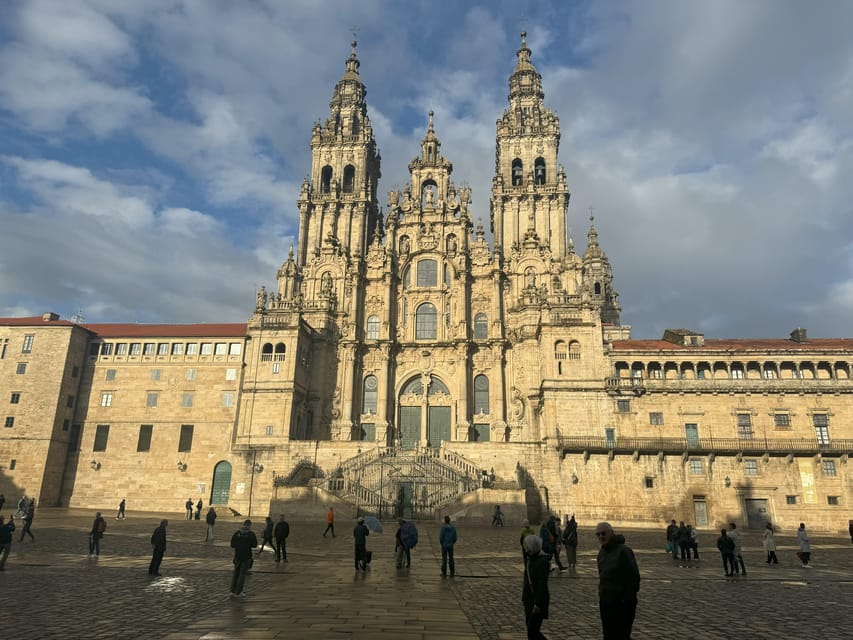 Santiago de Compostela Cathedral and Museum Guided Tour - The Cathedral Museum comes first
