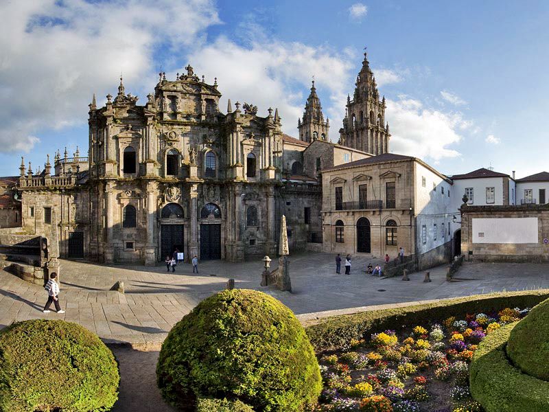 Santiago de Compostela Full-Day Tour From Porto - Timing, weather, and practical comfort