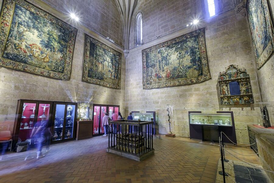 Segovia Cathedral Entrance Ticket - Adding the Episcopal Palace