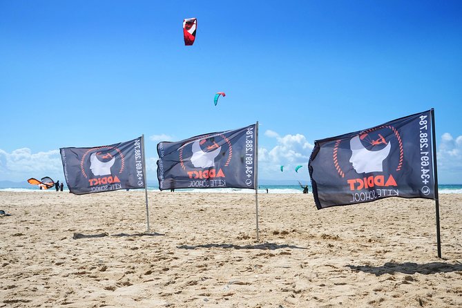 Semi-private kitesurfing lessons in Tarifa (adapted to every level) - Timing, meeting arrangements, and weather