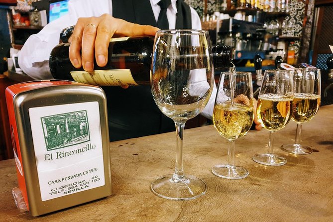 Sevilla Food Tour: Tapas, Wine, History & Traditions - Key things to know before booking