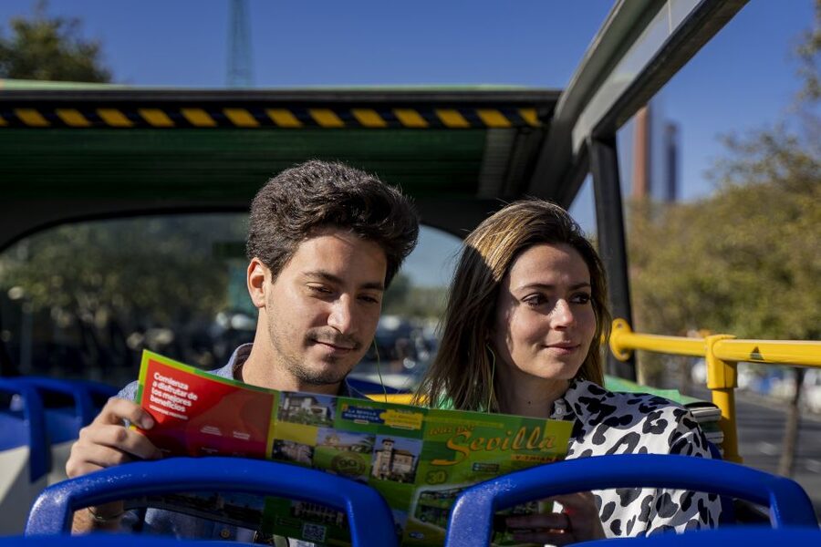 Seville: 2-Day Hop-on Hop-off Bus Ticket - Plaza de América and Plaza de España