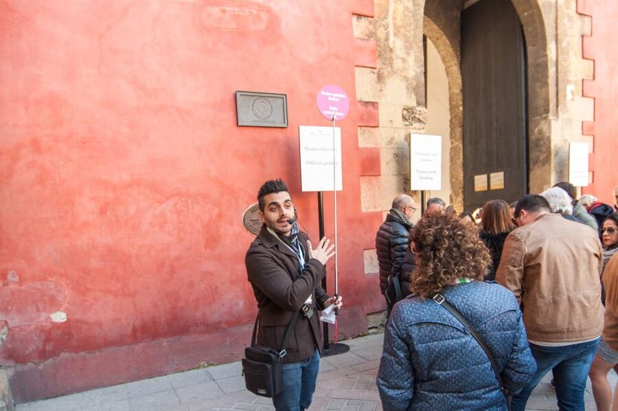 Seville: Alcázar and Cathedral Entry Ticket and Guided Tour - Key points to know before booking