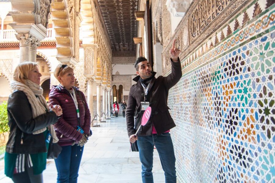 Seville: Alcázar and Cathedral Entry Ticket and Guided Tour - Meeting at Plaza del Triunfo
