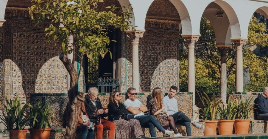 Seville: Alcázar Fast-Track Access with Guided Tour - How to make the most of the Alcázar