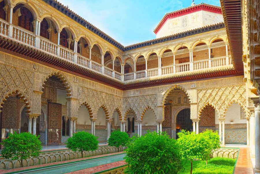 Seville: Alcázar Fast-Track Access with Guided Tour - Who will get the most from this visit?