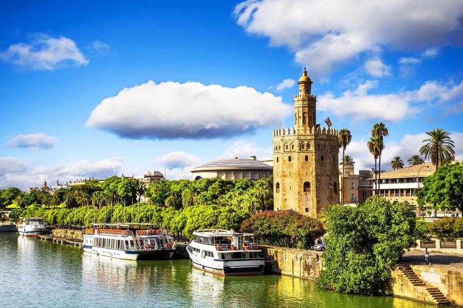 Seville: Alcázar Guided Palace Tour with Priority Access - The palace rooms and changing architectural styles