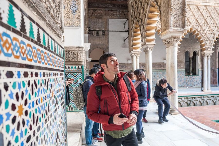 Seville: Alcázar Guided Tour - Who should book this Alcázar tour