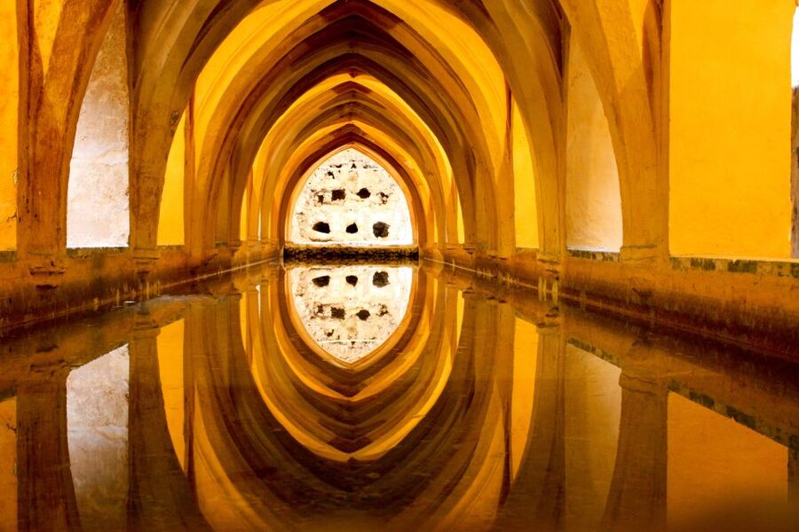 Seville: Alcazar Skip-the-Line Guided Tour with Tickets - Accessibility and practical limits