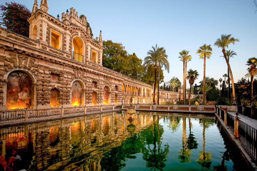 Seville: Alcazar Skip-the-Line Guided Tour with Tickets - Why the Alcázar deserves a guided visit
