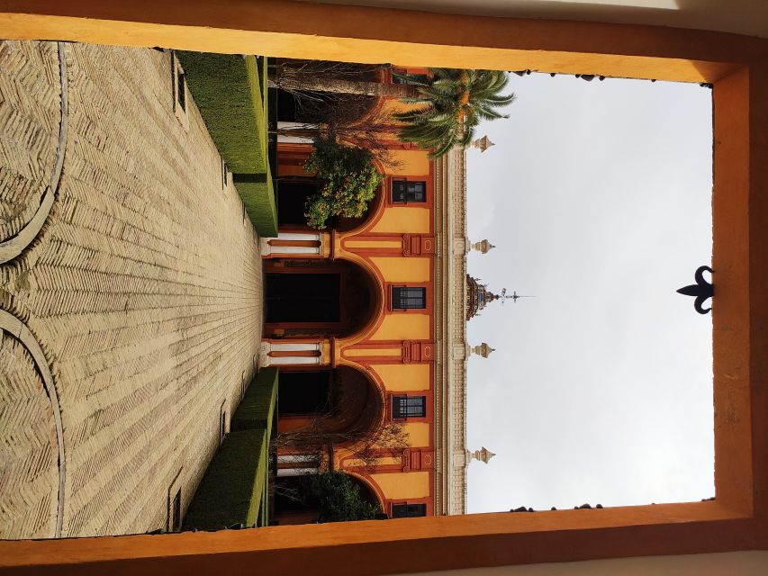 Seville: Alcázar Tour with Tickets Included - Entering the Royal Alcázar