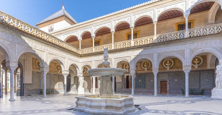 Seville: Casa de Pilatos Ground Floor Entry Ticket - The courtyard of Roman busts and Andalusian tilework