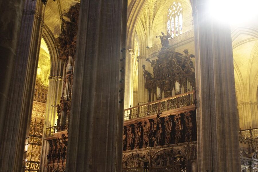 Seville: Cathedral and Giralda Skip-the-line Guided Tour - Christopher Columbus’s tomb
