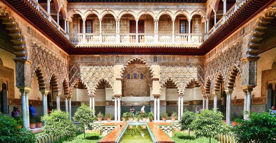 Seville: Cathedral, Giralda & Alcázar Guided Tour - Why these three monuments belong together