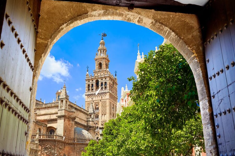 Seville: Cathedral, Giralda, and Alcazar Guided Tour - The Alcazar, a royal palace with many layers