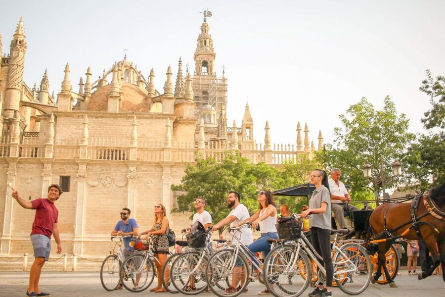 Seville: City Sightseeing and Local Culture Bike Tour - Why a bicycle works so well in Seville