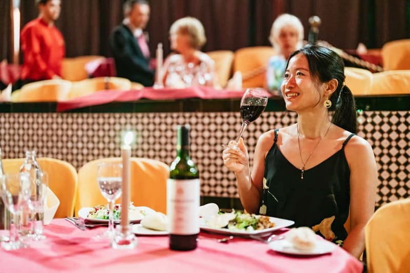 Seville: Flamenco at El Palacio Andaluz with Optional Dinner - Why this flamenco show works for a first night in Seville