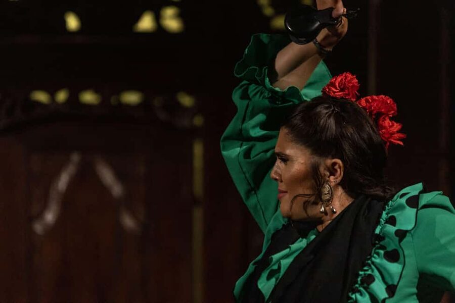 Seville: Flamenco Show at Tablao Almoraima in Triana - Key points at a glance