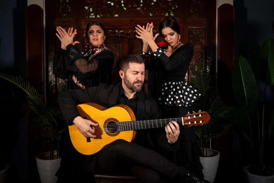 Seville: Flamenco Show at Tablao Almoraima in Triana - Why Triana is the right setting for flamenco