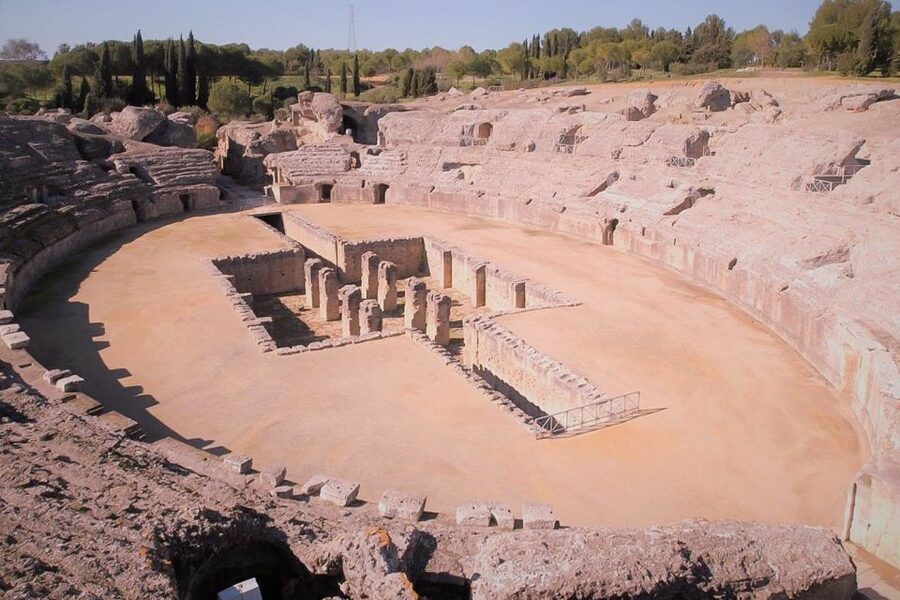 Seville: Game of Thrones and Roman Empire Italica Tour - What the guides add to the ruins