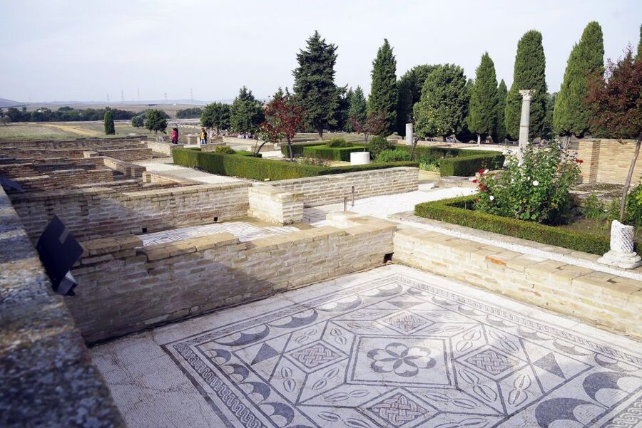 Seville: Game of Thrones and Roman Empire Italica Tour - Why Italica is worth the trip from Seville