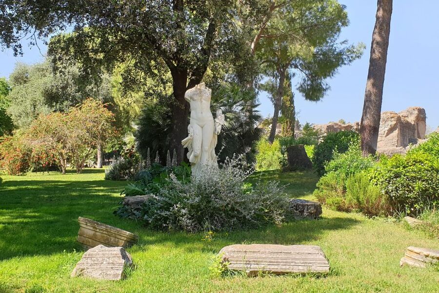Seville: Game of Thrones and Roman Empire Italica Tour - A short introduction to Roman Itálica