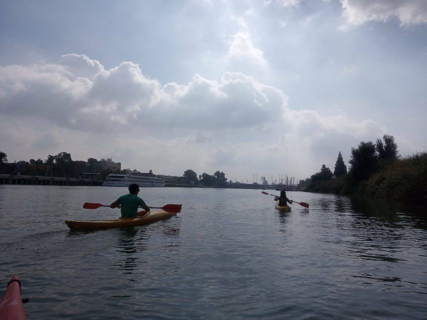 Seville: Guadalquivir River Kayaking Trip - How much Seville can you see in two hours?