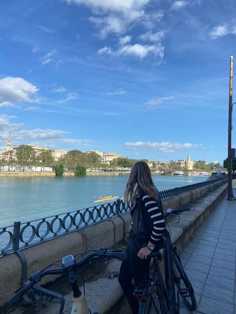 Seville: Guided Tour by Electric Bike - Plaza de España and Maria Luisa Park