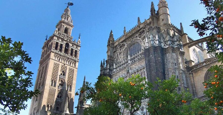 Seville: Guided Tour with Cathedral & Giralda Entrance - Inside the cathedral: a guided look rather than a quick walk-through