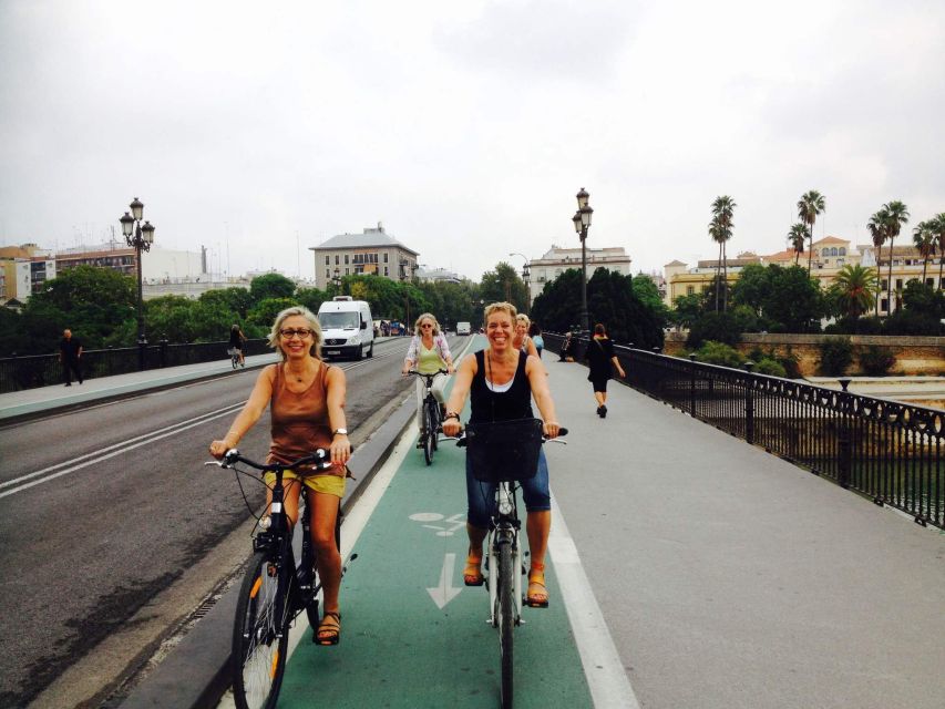 Seville: Highlights City Bike Tour - Plaza de España is the visual high point